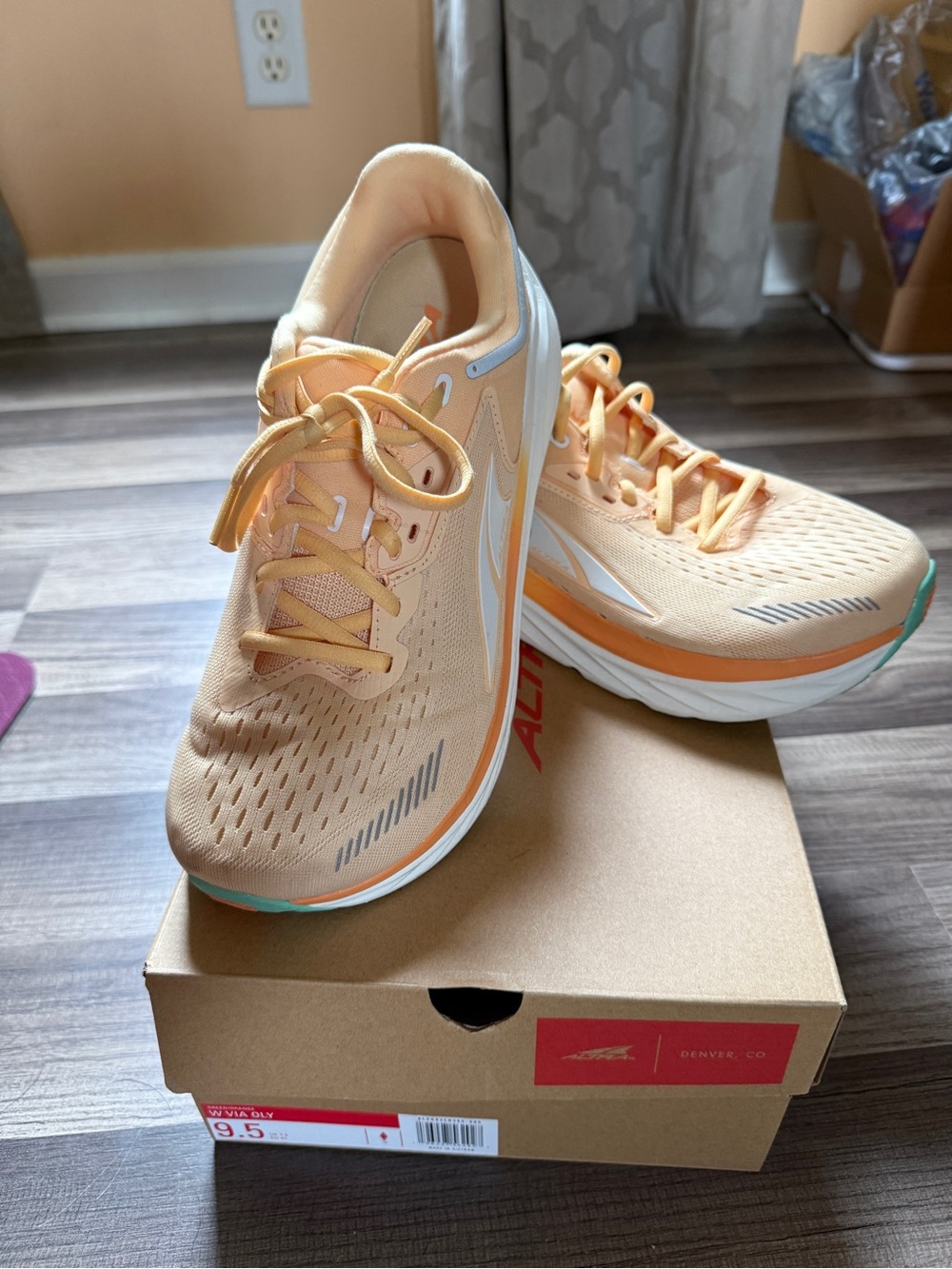 Altra Via Olympus Women's 9.5 Road Running Shoe Supportive High Cushion